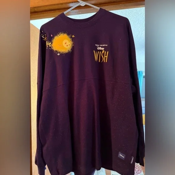 Disney’s Wish “I’m a Star” Spirit Jersey - Picture 2 of 5